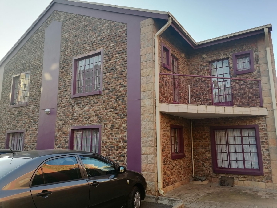 1 Bedroom Property for Sale in Willows Free State